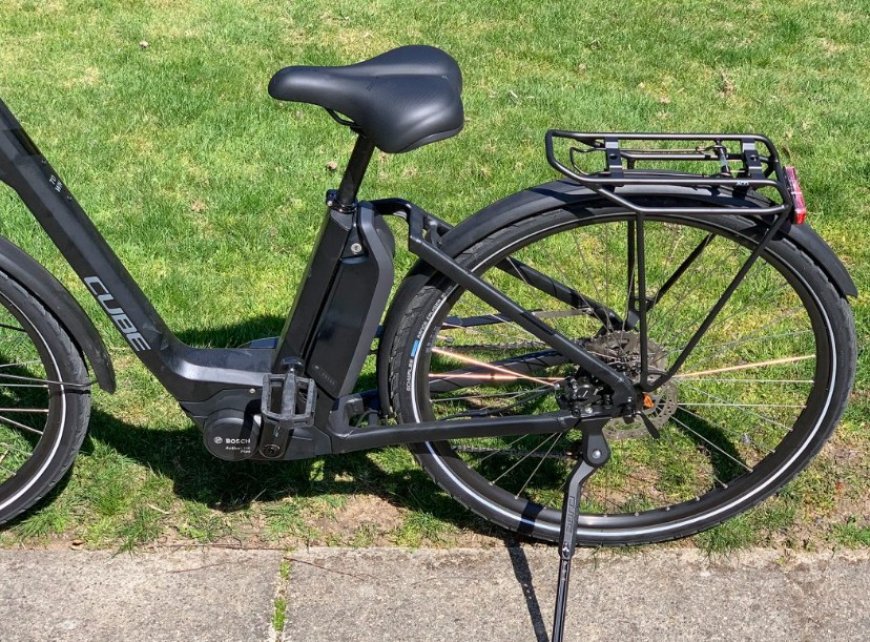 Exploring the Cube Town Sport Hybrid Commuter E-Bike